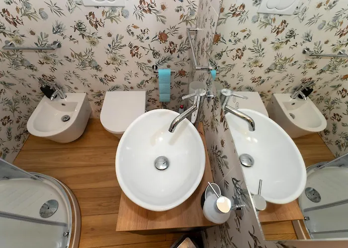 La Luna Daire Aci Trezza